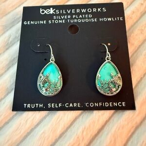 NWT Belk Turquoise Howlite Teardrop Dangle Turtle Coral Earrings